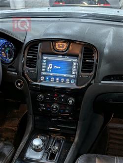 کرایسلەر 300